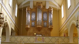Charsznica - Kościół pw. Matki Bożej Różańcowej